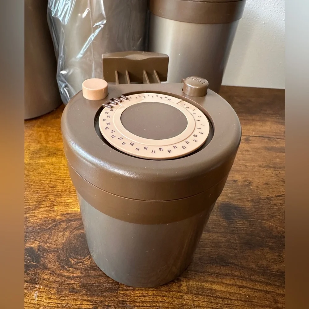VTG Free Form 4-Piece Coffee Vacuum Container Set - Model CAFE-1401 - Brown/Gold